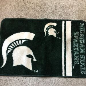 Green and White Bath Mat